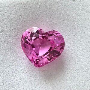 3.99 ct Natural Heart Cut Pink Sapphire